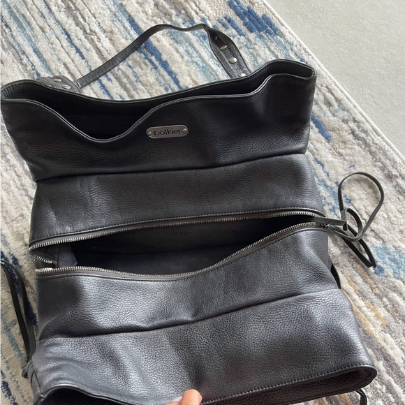 Rare Botkier Large Trigger Satchel - Picture 5 of 7
